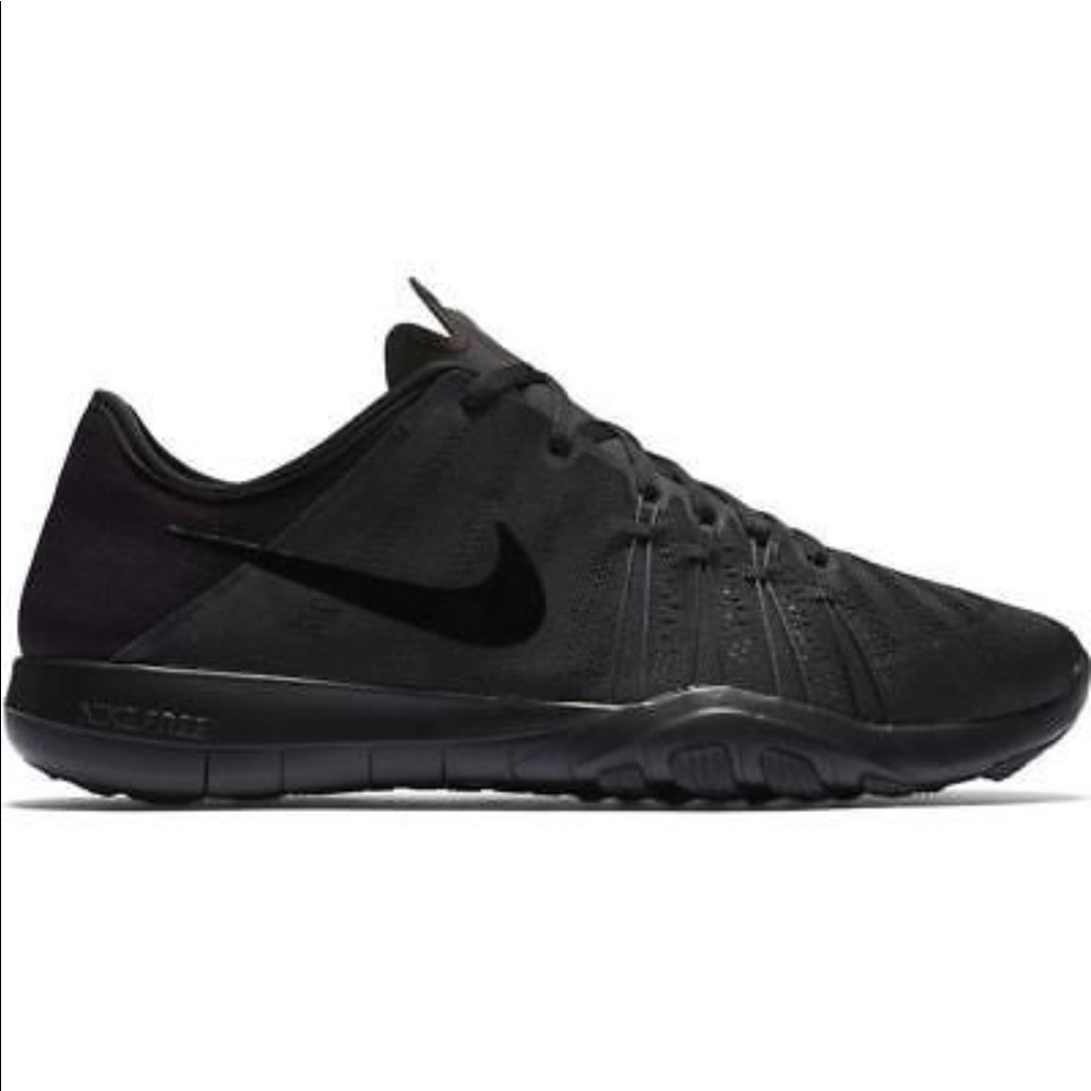 Nike Free TR 6